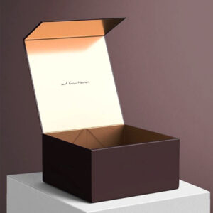 printed magnetic closure boxes